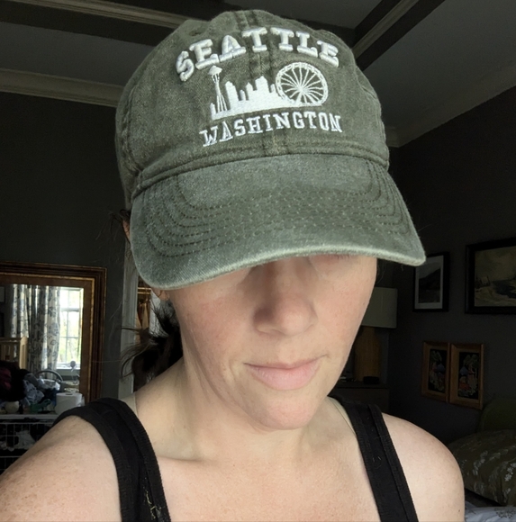 🧢 2/$20🧢 Green Seattle Ballcap - Picture 5 of 5